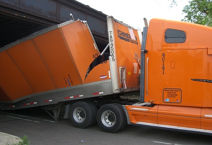 How long does the Schneider trucking school take to complete?